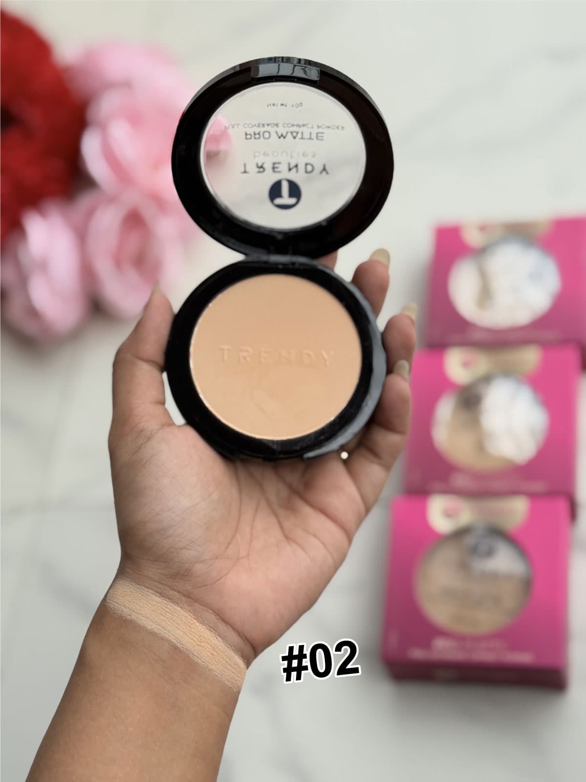 Trendy Beauties Compact Powder